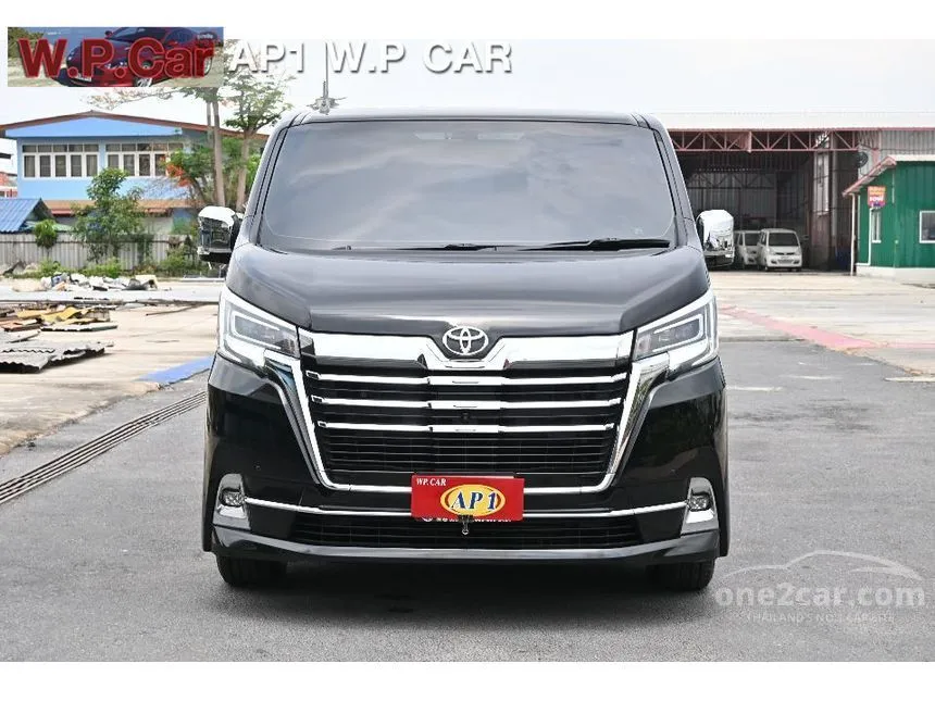2021 Toyota Majesty Premium Van