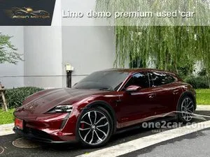 2023 Porsche Taycan 4S Sedan