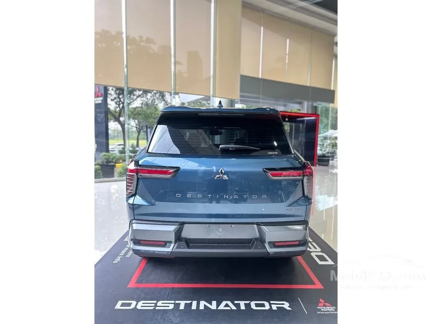 2025 Mitsubishi Destinator Ultimate Premium SUV