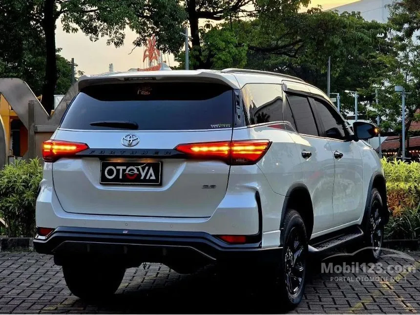 2025 Toyota Fortuner VRZ TSS GR Parts Aero Package (Premium Color) SUV