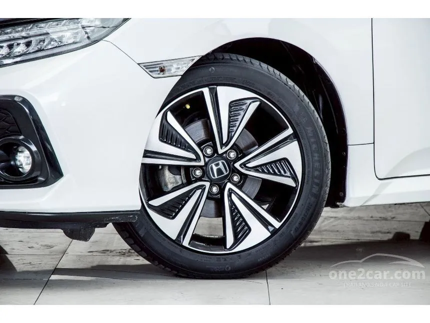 2019 Honda CIVIC Turbo Sedan