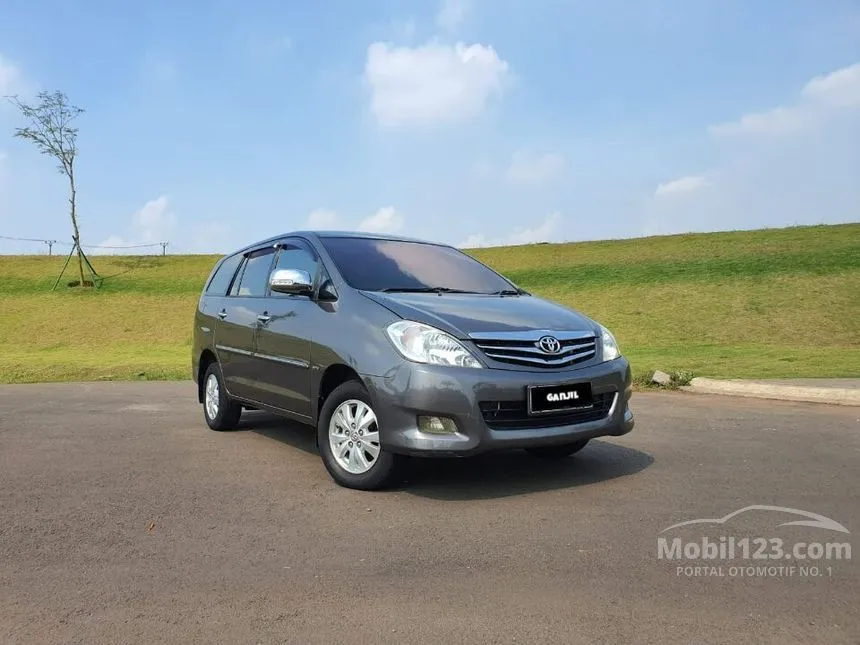 Jual Mobil Toyota Kijang Innova 2009 V 2.0 di DKI Jakarta Automatic MPV ...
