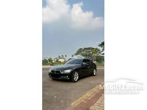 2015 BMW 320i 2.0 Sport Sedan