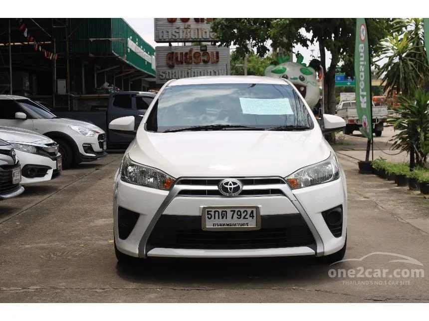 2016 Toyota YARIS E Hatchback