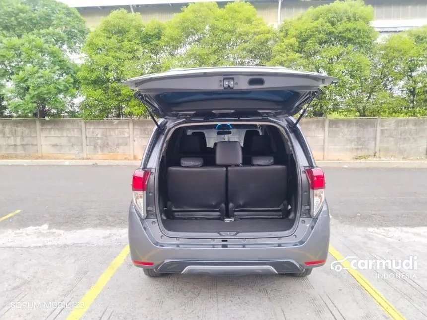 2021 Toyota Kijang Innova V MPV