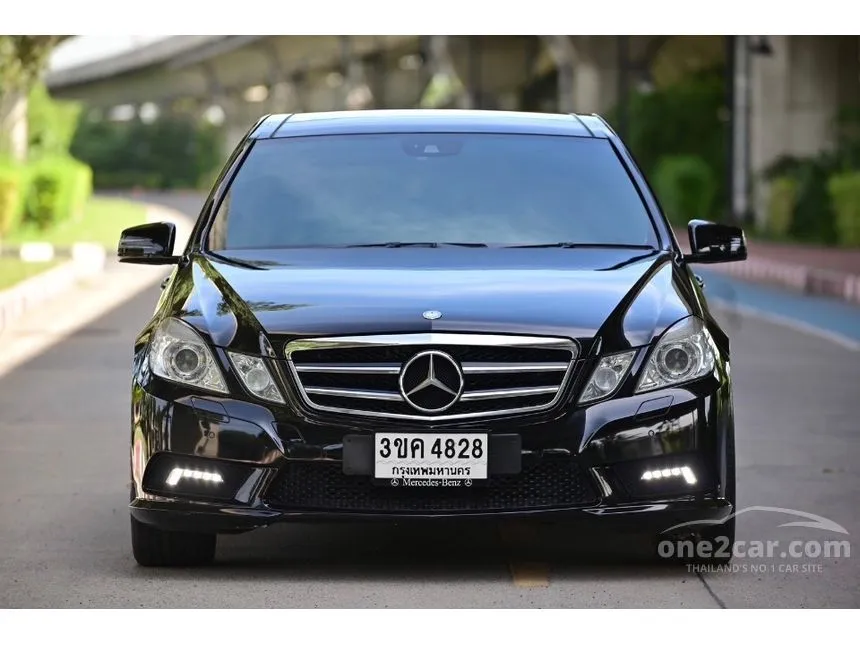 2011 Mercedes-Benz E250 CGI BlueEFFICIENCY AMG Sedan
