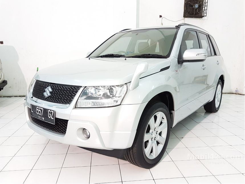 Jual Mobil  Suzuki  Grand  Vitara  2010 2 4 2 4 di Jawa Timur  