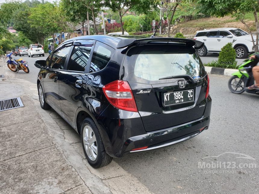 Jual Mobil  Honda  Jazz  2014 S 1 5 di Kalimantan  Timur 