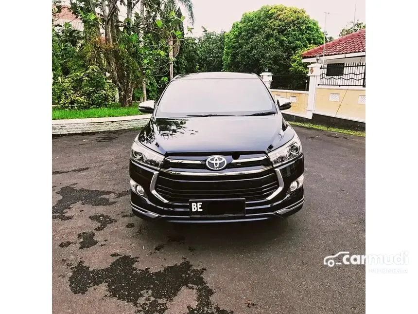 Jual Mobil Toyota Innova Venturer 2019 2.4 di Lampung Automatic Wagon Hitam Rp 399.900.000