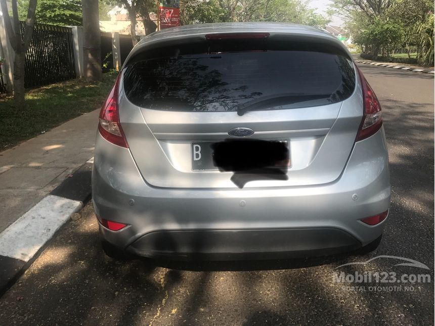 Jual Mobil  Ford  Fiesta  2011 Trend 1 4 di DKI Jakarta  