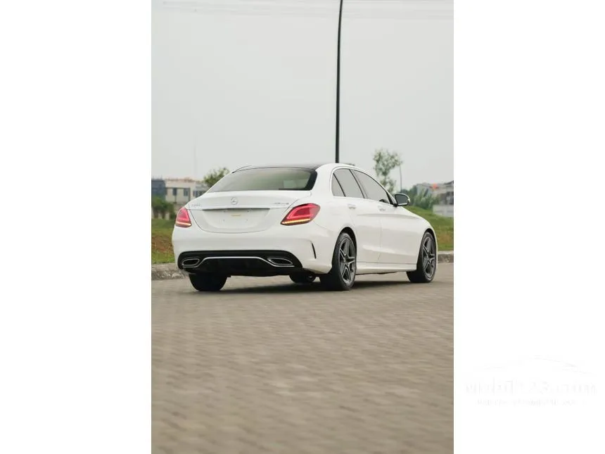 2019 Mercedes-Benz C300 AMG Line Sedan