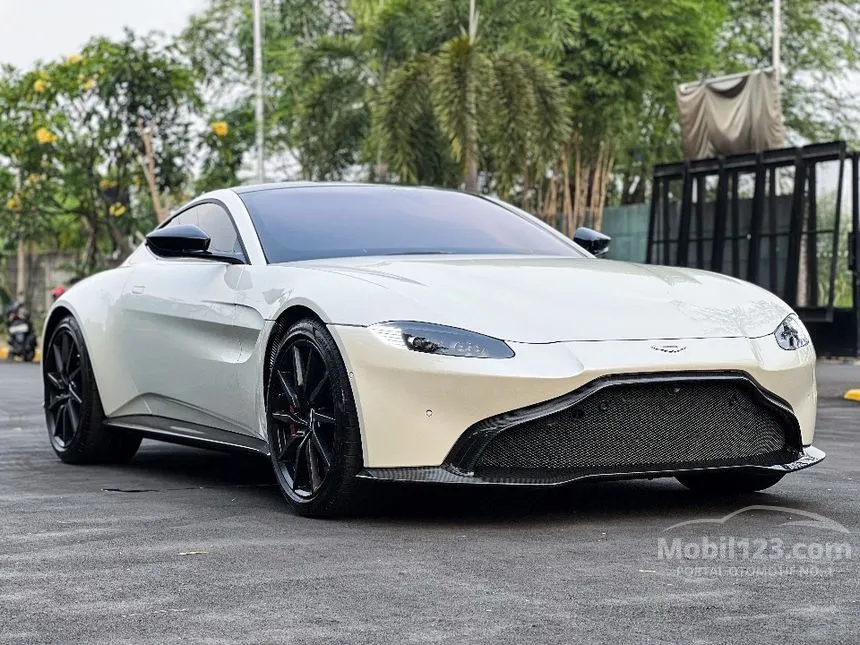 2019 Aston Martin Vantage Coupe