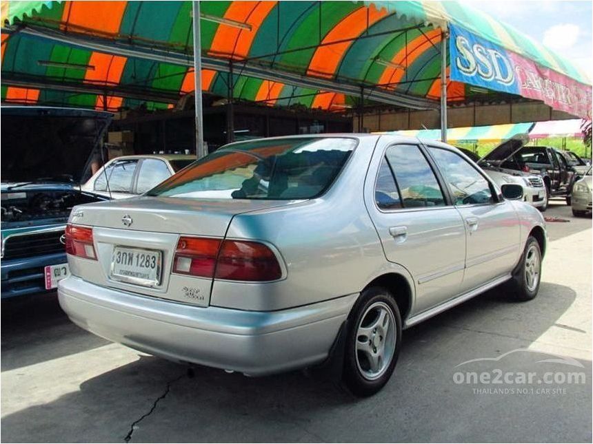 Nissan sunny 1998
