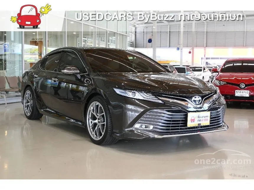 2019 Toyota CAMRY Hybrid Sedan