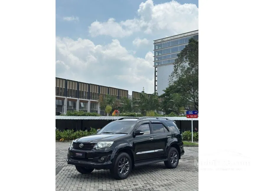 2015 Toyota Fortuner G Lux SUV