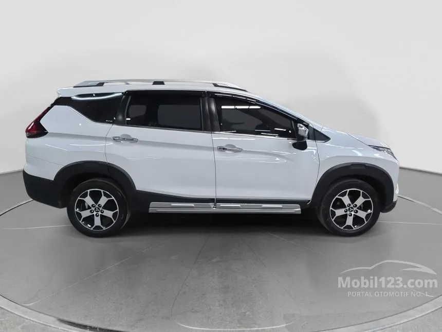 2021 Mitsubishi Xpander Cross MPV