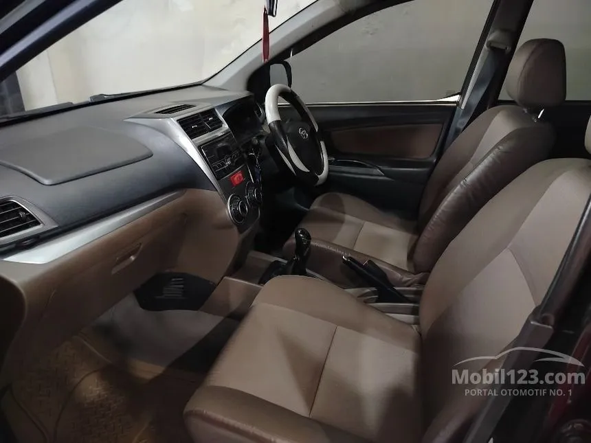2016 Daihatsu Xenia R MPV
