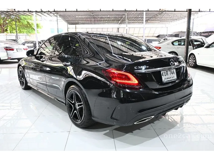 2023 Mercedes-Benz C300 e AMG Sport Sedan