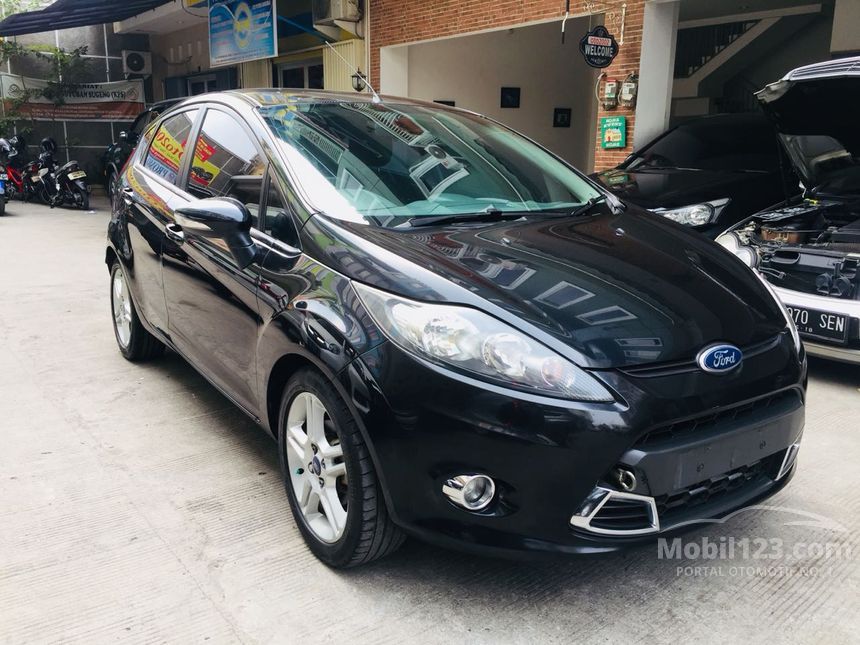 Jual Mobil  Ford Fiesta 2012 Sport  1 6 di  DKI Jakarta  