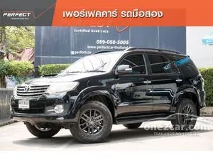 2015 Toyota Fortuner 3.0 (ปี 12-15) V SUV AT