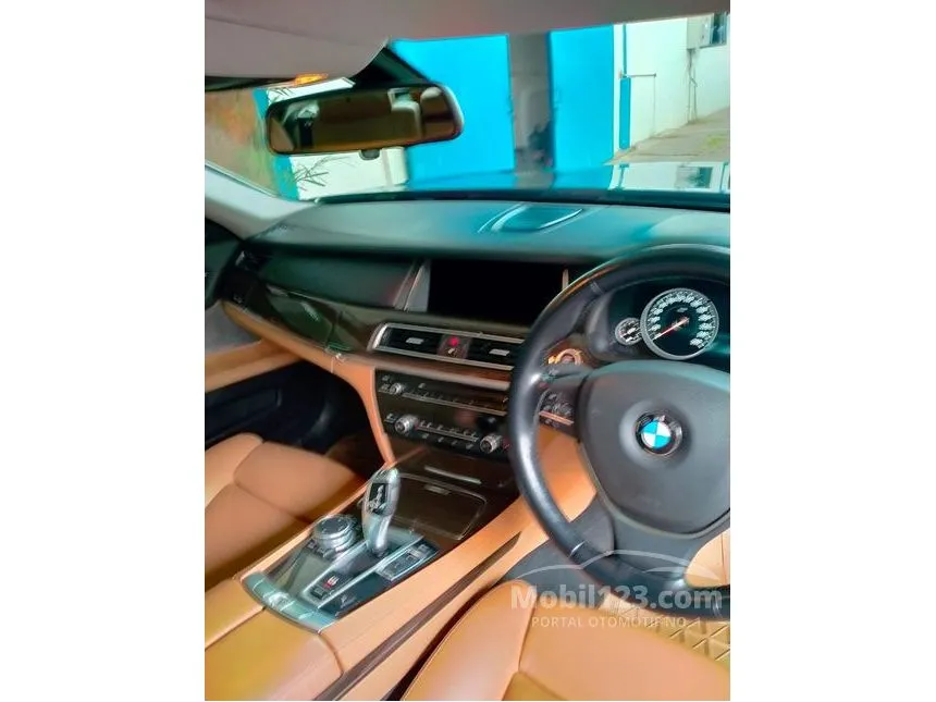 2015 BMW 730Li M Sport Edition Sedan
