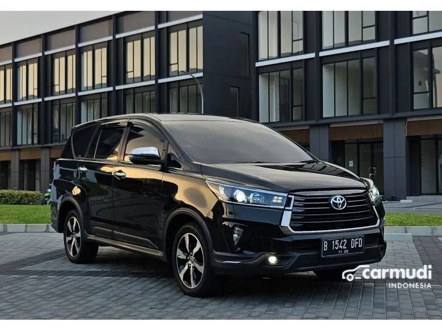 2021 Toyota Kijang Innova Venturer MPV