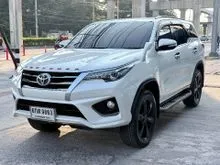 2017 Toyota FORTUNER 2.8 (ปี 15-25) TRD Sportivo (White) SUV
