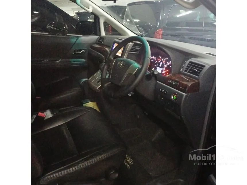 2014 Toyota Alphard S MPV
