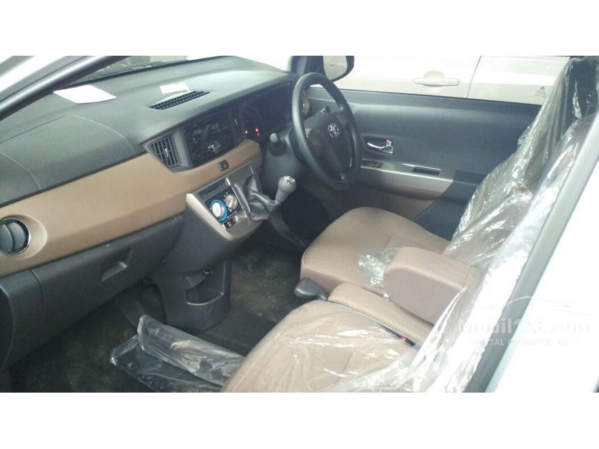 Jual Mobil  Toyota  Calya  2019 1 2 Manual  1 2 di DKI Jakarta 