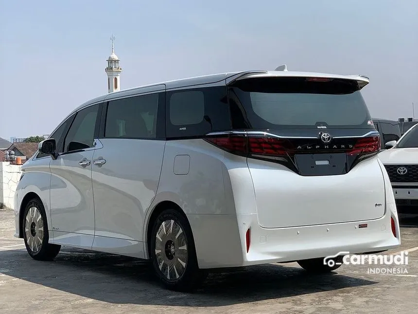 2024 Toyota Alphard HEV MPV