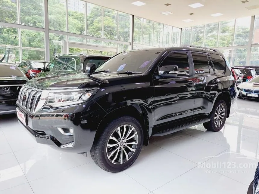 2020 Toyota Land Cruiser Prado TX SUV