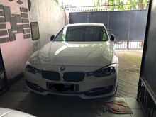 2013 BMW 320i 2.0 Sport Sedan
