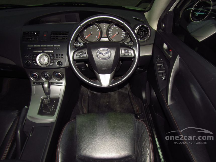 2013 Mazda 3 S Plus Hatchback