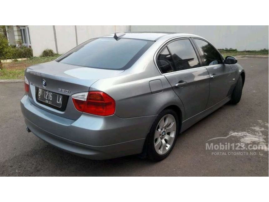 Jual Mobil  BMW  320i  2005  E90 2 0 di DKI Jakarta Automatic 