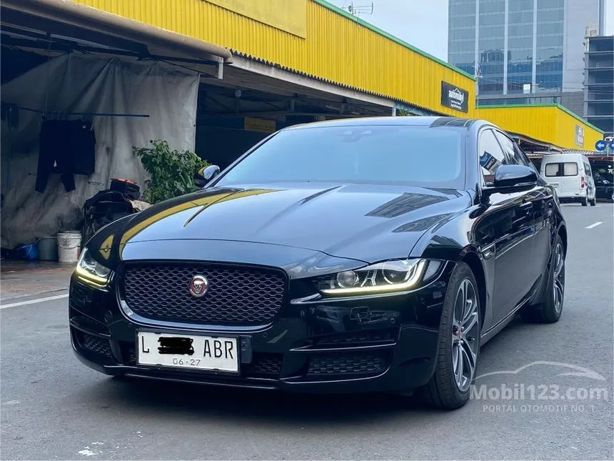 2016 Jaguar XE Prestige Sedan