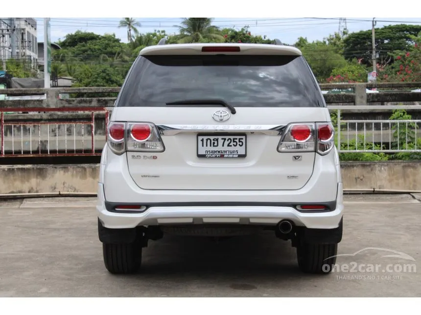 2013 Toyota Fortuner V SUV