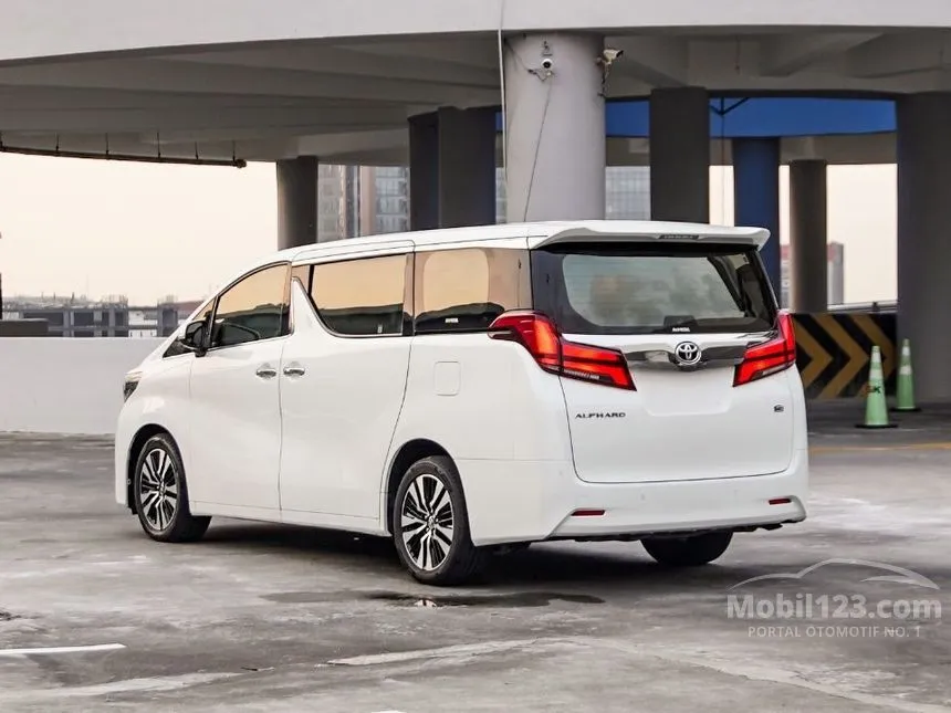 2023 Toyota Alphard G MPV