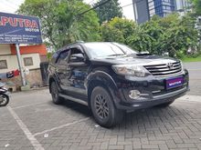Toyota Fortuner 2.5 G SUV AT Th 2015, Dapatkan Paket Kredit Ringan.