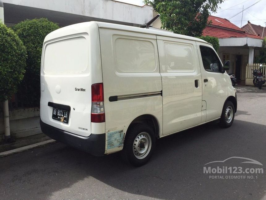 2014 Daihatsu Gran Max Blind Van MPV Minivans