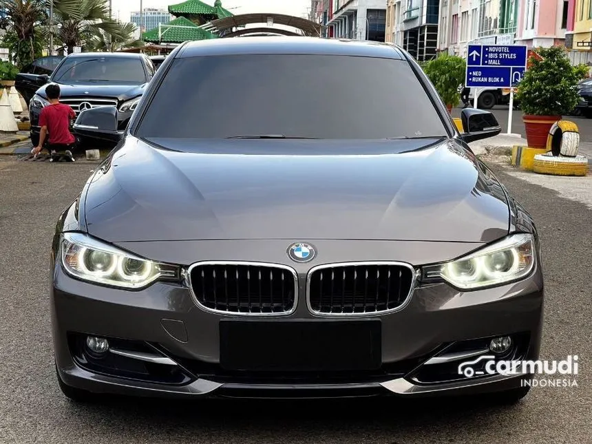 2014 BMW 320i Sport Sedan