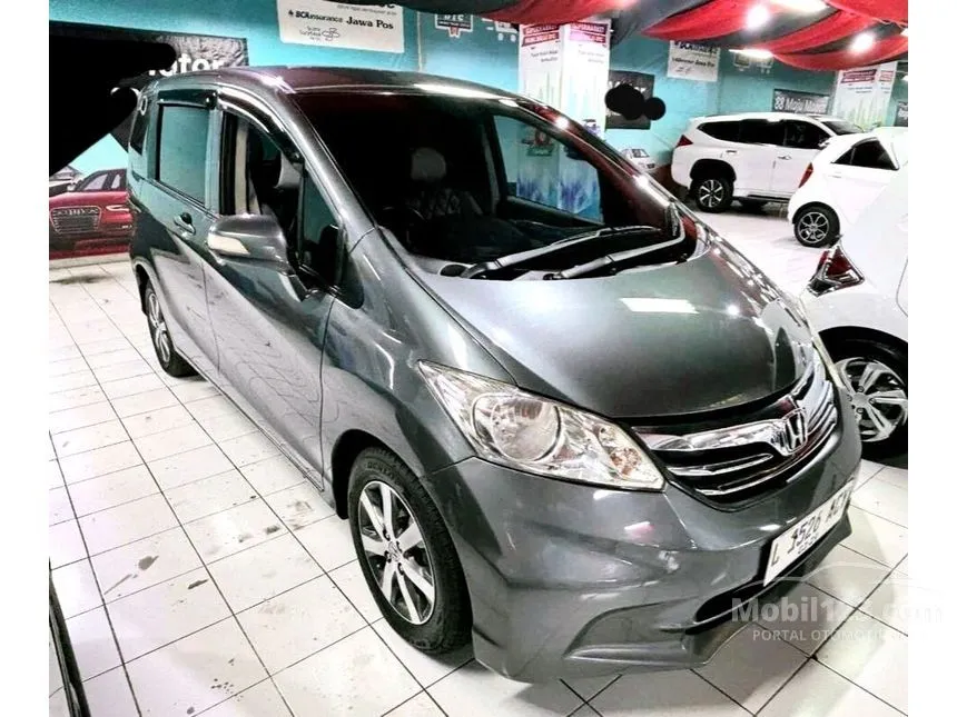 Jual Mobil Honda Freed 2013 S 1.5 di Jawa Timur Automatic MPV Abu