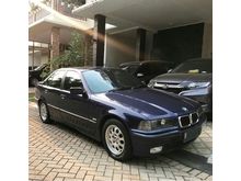 1997 BMW 318i 1.8 E36 1.8 Manual Sedan