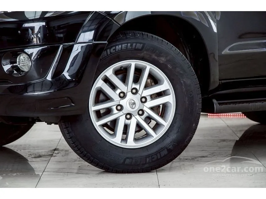 2012 Toyota FORTUNER V SUV