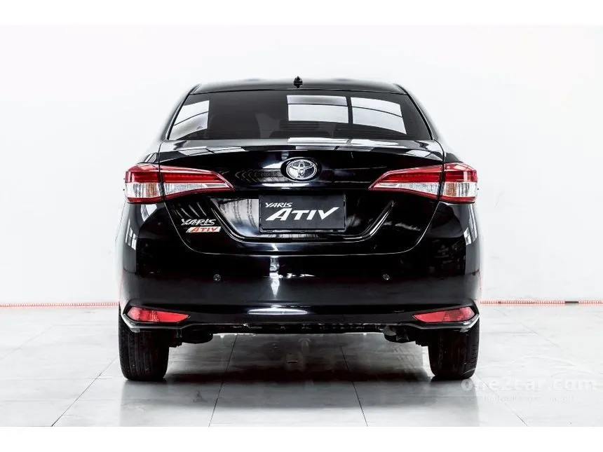 2021 Toyota Yaris Ativ Entry Sedan