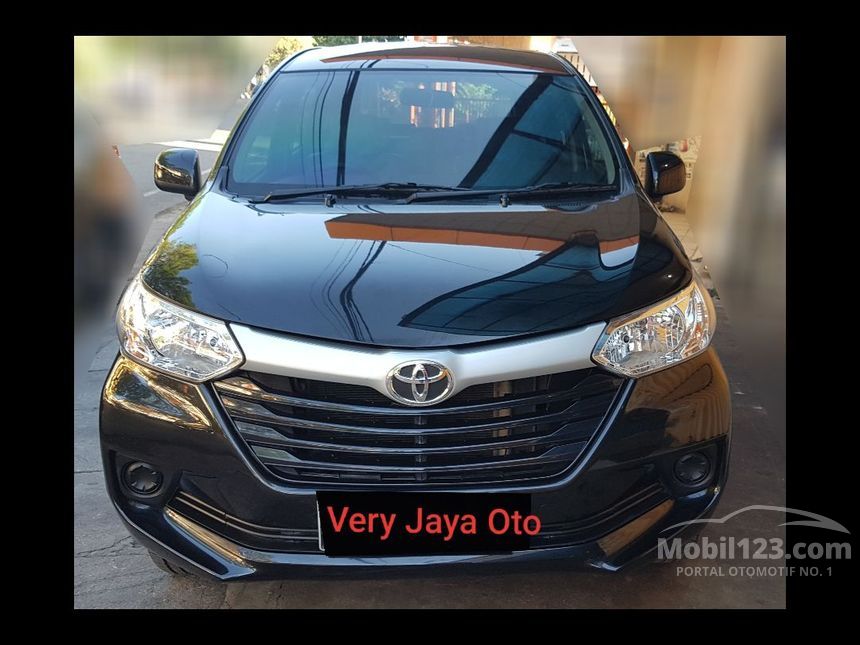 Jual Mobil Toyota Avanza 2018 E 1.3 di Sulawesi Selatan ...
