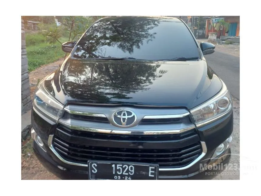 Jual Mobil Toyota Kijang Innova 2019 V 2.4 di Jawa Timur Automatic MPV Hitam Rp 385.000.000