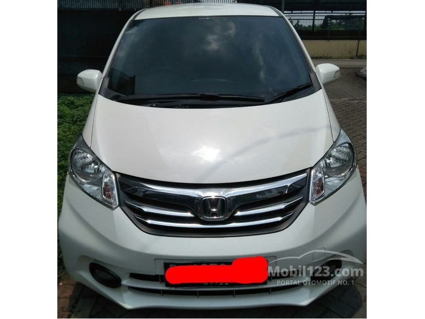 Jual Mobil  Honda  Freed  2013 E 1 5 di Jawa Barat Automatic 