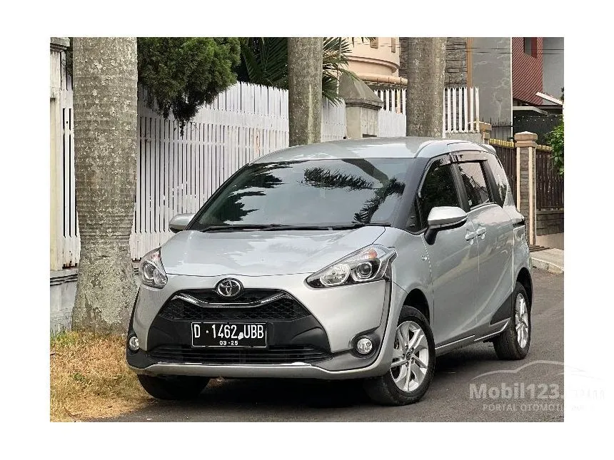 Jual Mobil Toyota Sienta 2019 G 1.5 di Jawa Barat Manual MPV Silver Rp 185.000.000