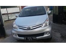 2013 Daihatsu Xenia 989 M DLX MPV dp 8 juta saja
