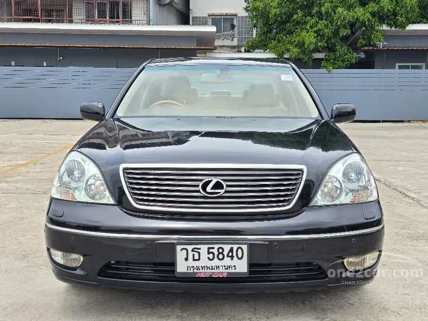 2001 Lexus LS430 Sedan
